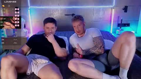 Snapshot of alltimehorny19 chatting on November 8, 4:51 pm Justin online show from November 8, 4:51 pm