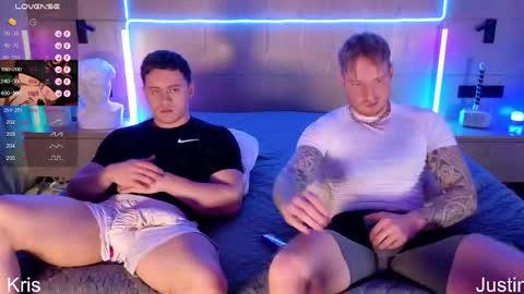 Snapshot of alltimehorny19 chatting on November 29, 10:29 am Justin online show from November 29, 10:29 am