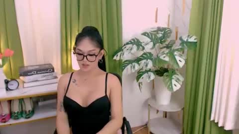 Brianna online show from July 17, 5:25 am