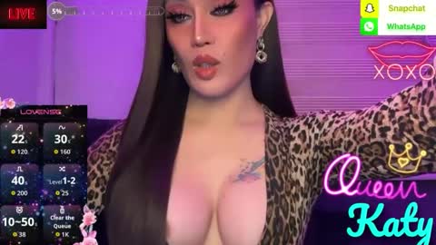 Queen Majesty Katy online show from April 27, 6:44 am