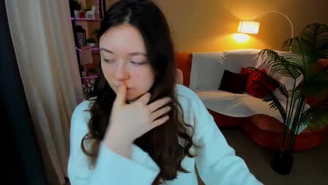 alluringeyess online show from March 14, 4:18 am