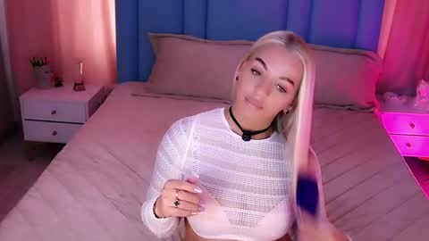 AlwaysHot online show from May 5, 1:57 am