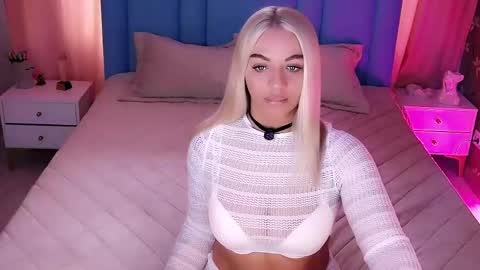AlwaysHot online show from May 12, 4:42 am