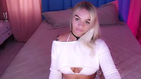 AlwaysHot online show from August 7, 8:38 am