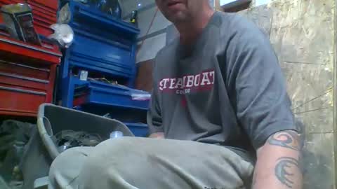 Snapshot of allwolf0323 chatting on October 29, 8:21 pm allwolf0323 online show from October 29, 8:21 pm