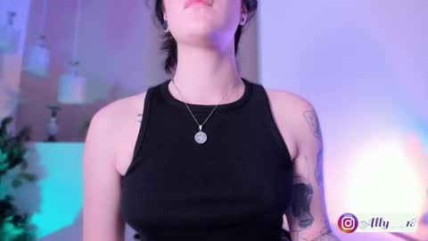 Snapshot of ally_addams chatting on November 13, 3:38 am Ally online show from November 13, 3:38 am