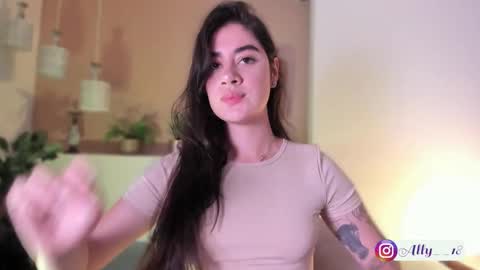 Snapshot of ally_addams chatting on November 27, 12:56 am Ally online show from November 27, 12:56 am