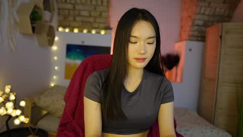 Snapshot of allyah_sky chatting on February 16, 2:42 am Allyah Sky online show from February 16, 2:42 am