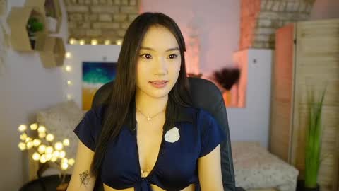 Snapshot of allyah_sky chatting on March 9, 10:08 pm Allyah Sky online show from March 9, 10:08 pm