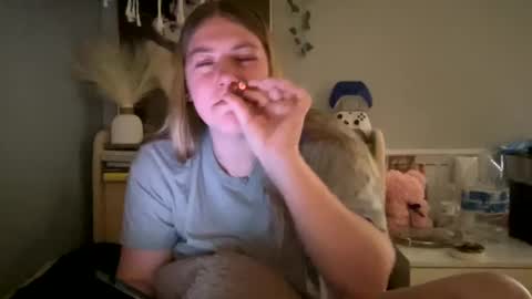 allyanalangel online show from February 11, 10:37 am