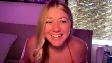 allyanalangel online show from March 29, 7:03 pm