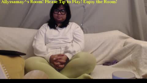 Allyssamay online show from December 4, 4:22 am