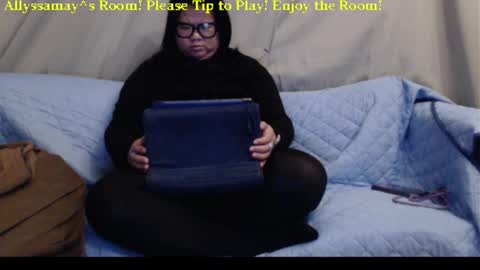 Allyssamay online show from January 17, 3:55 am