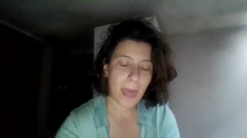 Alma online show from February 8, 9:57 pm