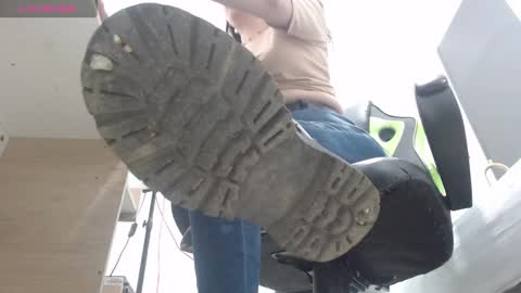 ALMA FENIX  online show from March 5, 12:11 pm