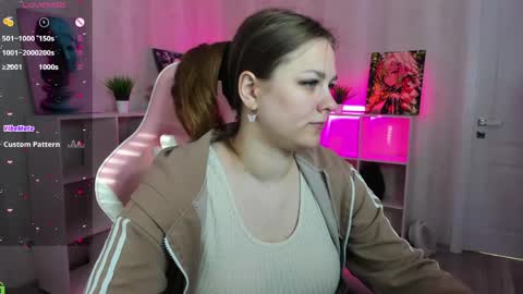 alma_jons online show from May 5, 12:29 am