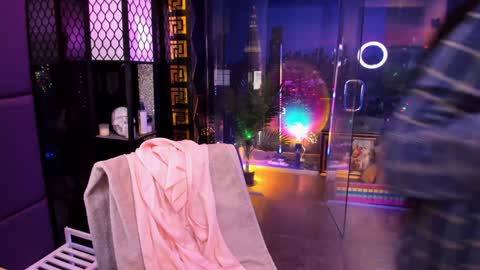 Alma online show from November 19, 8:25 am