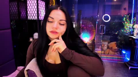 Alma online show from December 17, 8:20 am