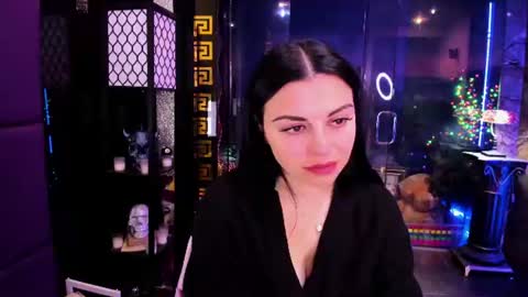 Snapshot of alma_pearl chatting on July 5, 8:21 am Alma online show from July 5, 8:21 am