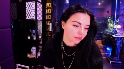 Snapshot of alma_pearl chatting on July 25, 9:40 am Alma online show from July 25, 9:40 am