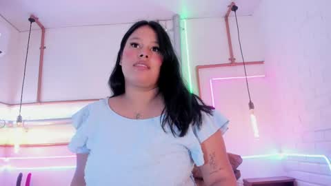 Snapshot of alma_rivers chatting on June 1, 11:23 am alma_rivers online show from June 1, 11:23 am