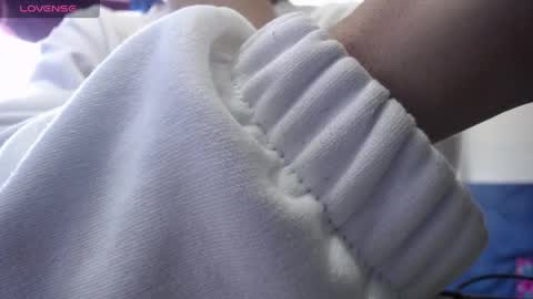 Snapshot of alma_sweet chatting on May 24, 6:13 pm Arhantxa online show from May 24, 6:13 pm