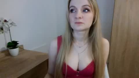 Snapshot of almanature chatting on February 18, 9:31 pm AlmaNature online show from February 18, 9:31 pm