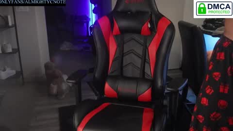 Snapshot of almightycnote chatting on March 8, 7:20 pm Almightycnote online show from March 8, 7:20 pm