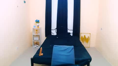 Almira online show from October 26, 12:27 am