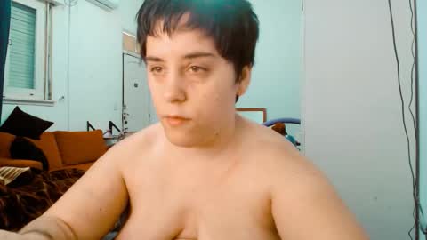 Almond online show from March 1, 8:33 pm