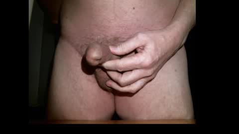 Snapshot of almost__home chatting on January 22, 4:44 pm almost__home online show from January 22, 4:44 pm