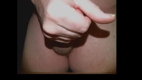 Snapshot of almost__home chatting on February 19, 7:26 am almost__home online show from February 19, 7:26 am