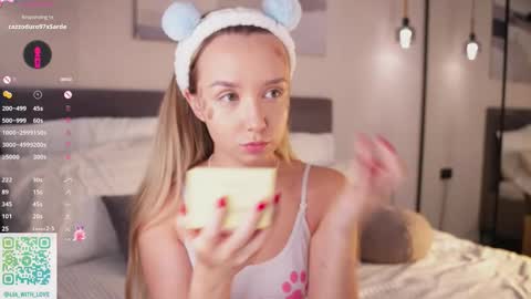 Lia online show from October 12, 2:10 am