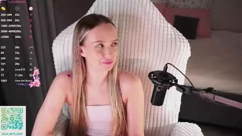 Lia online show from February 7, 1:20 am