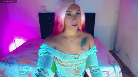 Snapshot of alondragill_ chatting on May 12, 3:14 am alondragill_ online show from May 12, 3:14 am