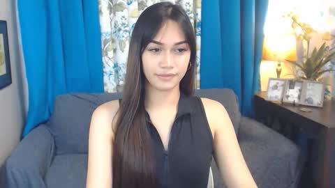 Alondra online show from April 15, 11:50 am
