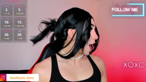 Hazel Bowie online show from December 14, 8:24 pm