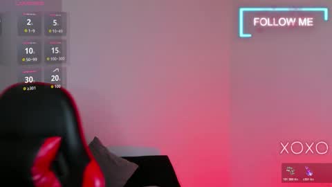 Hazel Bowie online show from January 15, 11:52 pm