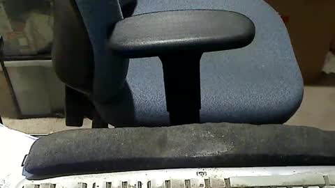 Loooopy online show from March 8, 6:37 pm