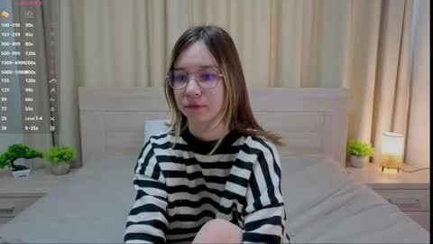 Alorenna online show from March 3, 5:57 am