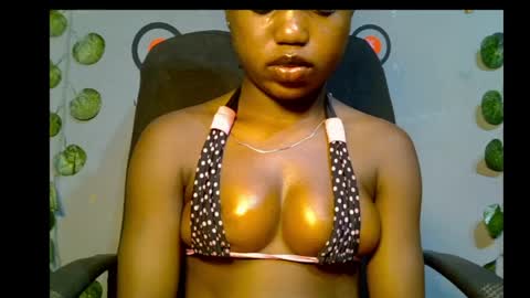 Snapshot of alosexy_bae chatting on June 6, 8:52 am alo online show from June 6, 8:52 am