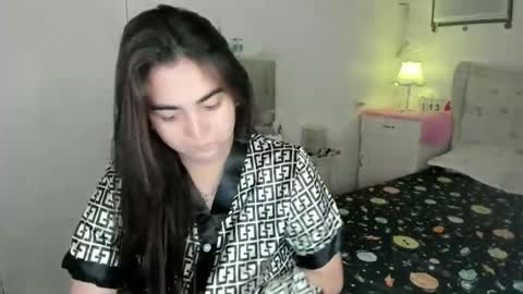 Snapshot of alovelydollnica chatting on May 13, 3:37 am alovelydollnica online show from May 13, 3:37 am