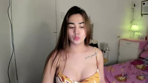 Snapshot of alovelydollnica chatting on July 28, 2:13 pm alovelydollnica online show from July 28, 2:13 pm