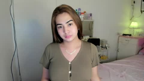 Snapshot of alovelydollnica chatting on August 1, 12:10 am alovelydollnica online show from August 1, 12:10 am