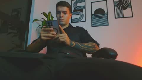 alpha_dominus_ online show from June 14, 6:37 am