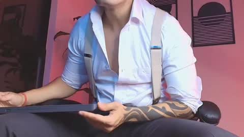 alpha_dominus_ online show from June 20, 4:37 am