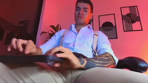 alpha_dominus_ online show from July 1, 3:52 am