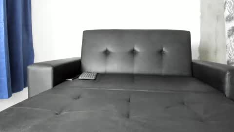 Snapshot of alpha_smit chatting on February 4, 1:02 am alpha smit online show from February 4, 1:02 am