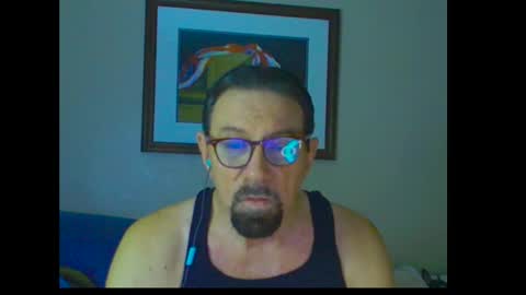 Snapshot of alphablue_wolf1295 chatting on October 1, 9:15 am alphablue_wolf1295 online show from October 1, 9:15 am