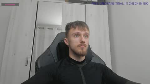 Snapshot of alphaboyfun chatting on December 28, 2:53 pm Andi online show from December 28, 2:53 pm